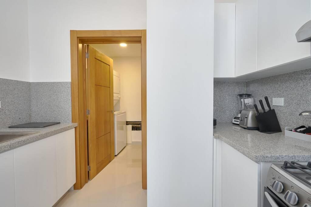 Escape Apartments, Balcony, Pool & Gym In La Julia Santo Domingo Esterno foto